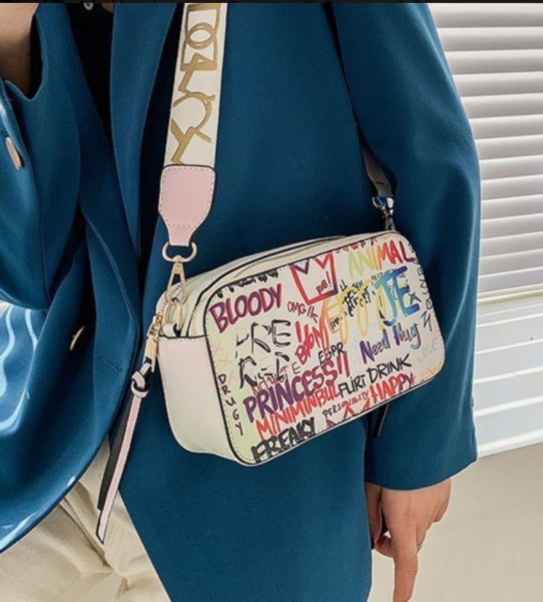 Pick Me Graffiti Purse